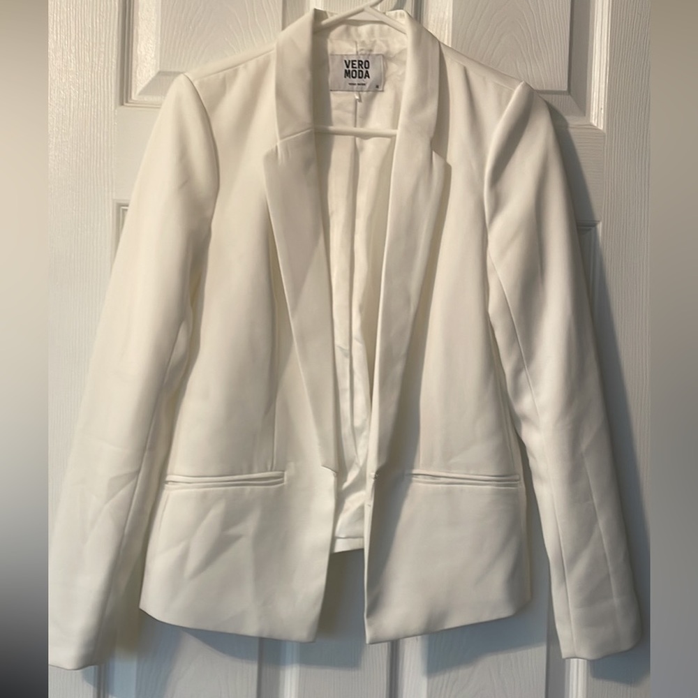 Vera Moda white blazer